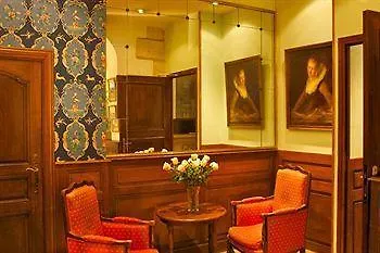 Hotel Du Lys Paris
