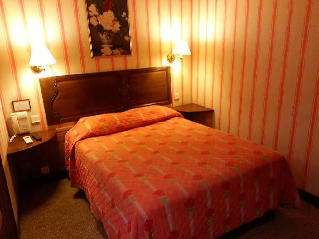 Hotel Du Lys Paris 3*,  Frankrig