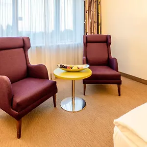 **** Otel Plaza Premium Avusturya