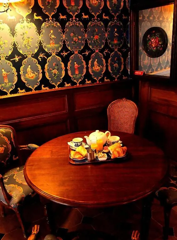 Hotel Du Lys Paris